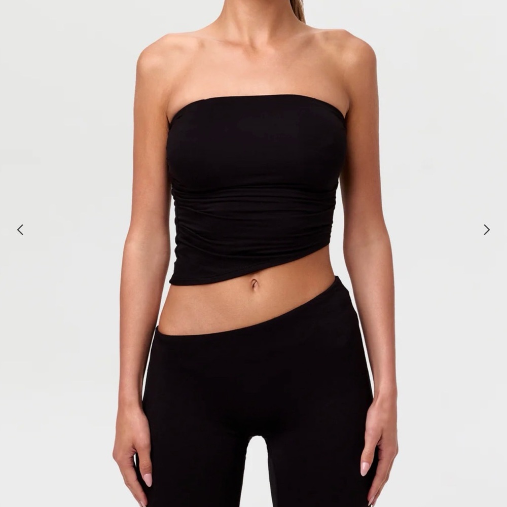 NAKED WARDROBE -  SMOOTH ASYMMETRIC TUBE TOP